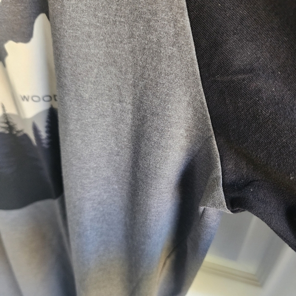 Woods Baseball style long sleeve mens tshirt EUC size L - Picture 6 of 9